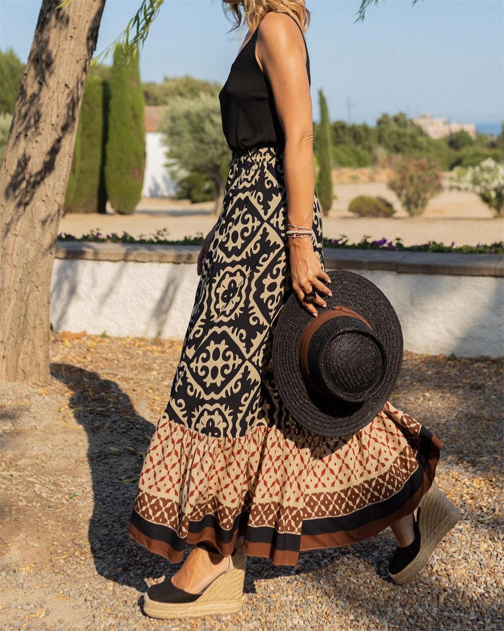 Boho Flare Skirt - Maxi A-Line & Retro Motifs 3044