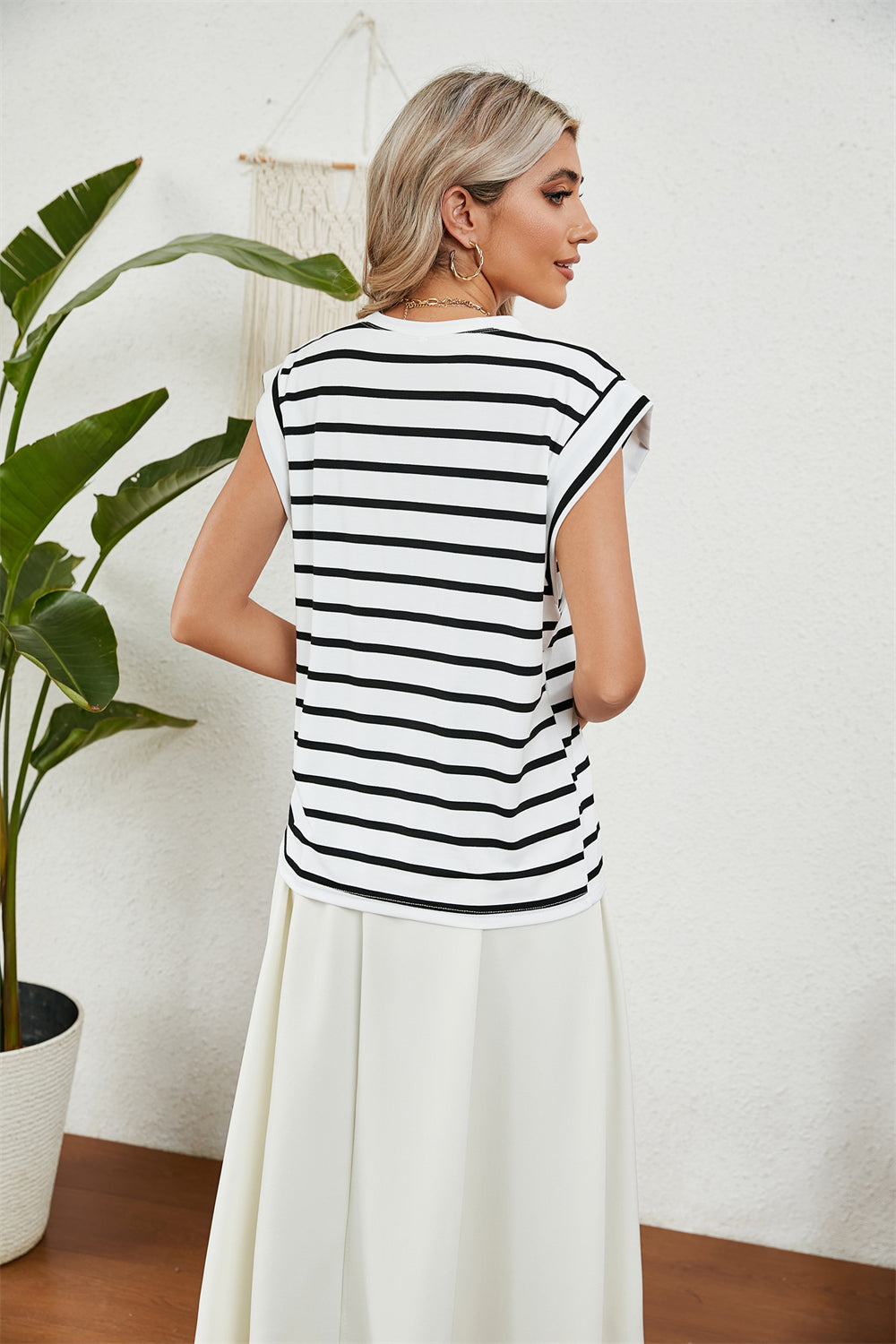 Modern Minimalist Cap Sleeve Top 2794