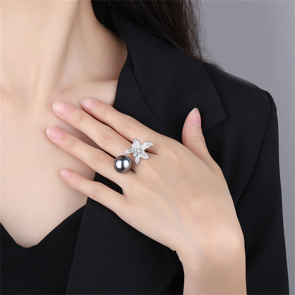 Oceanic Charm Ring - Pearlescent Sea Star Adornment 2861