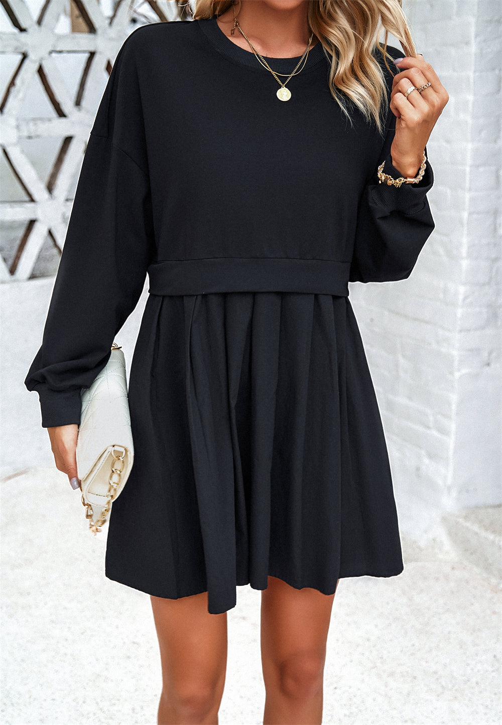 Trendy Two-Tone Sweatshirt Dress with Pleated Detail 2775 Black